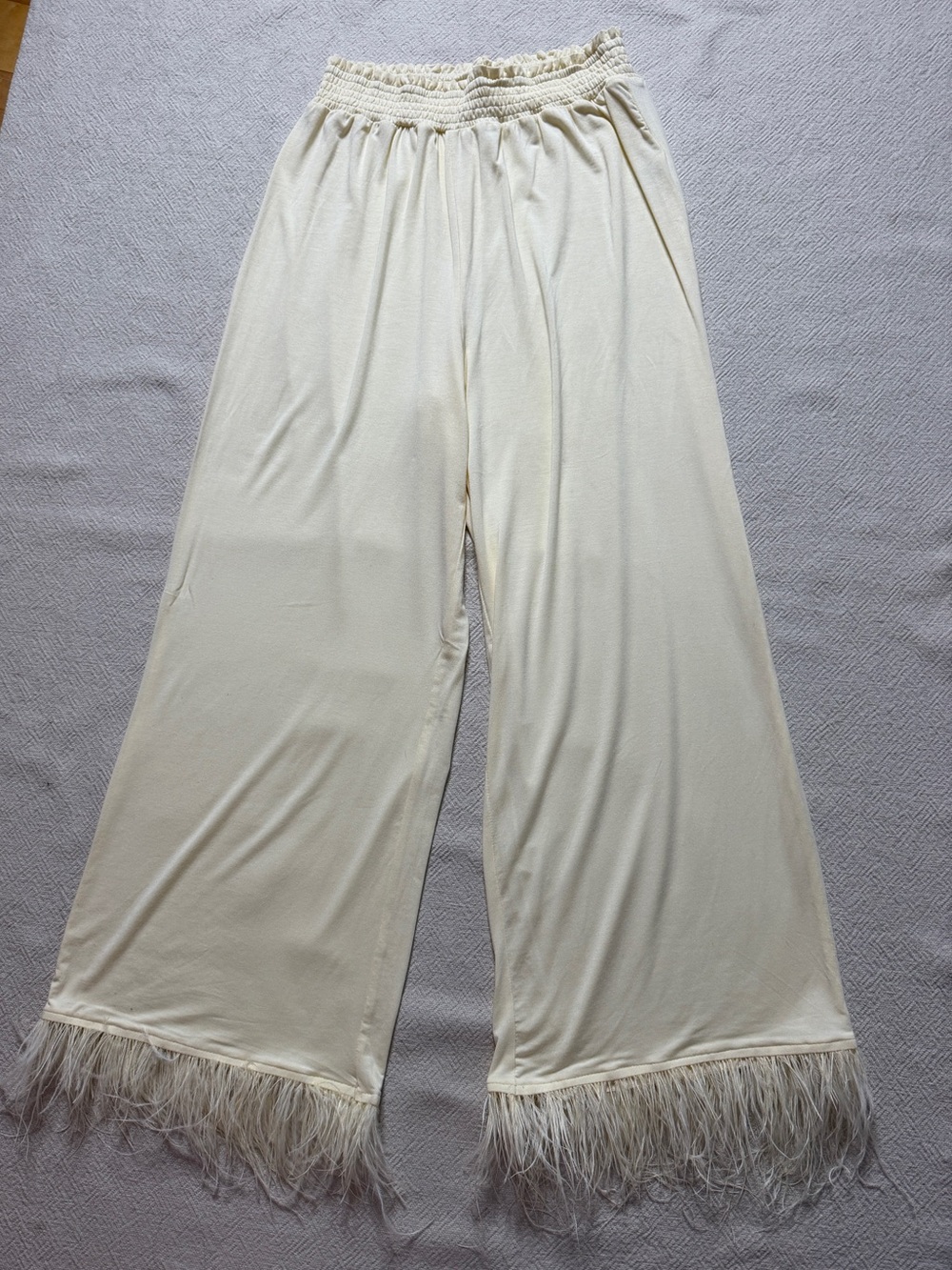 WeWoreWhat Ivory Cream Feather Trim Pullon Lounge Pants M Boho Honeymoon Bridal - Picture 2 of 5